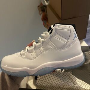 Men’s Jordan 11 retro